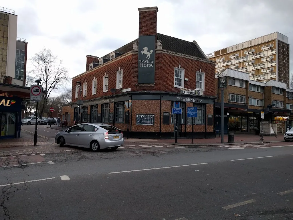 No.8 at The White Horse
