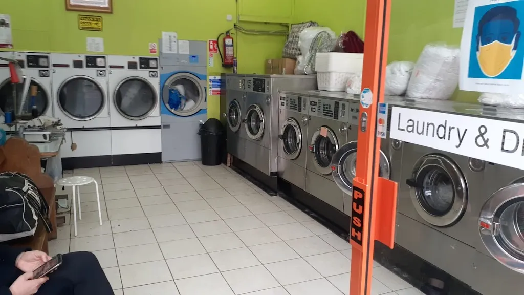 OXYGEN DRYCLEANER & LAUNDRY