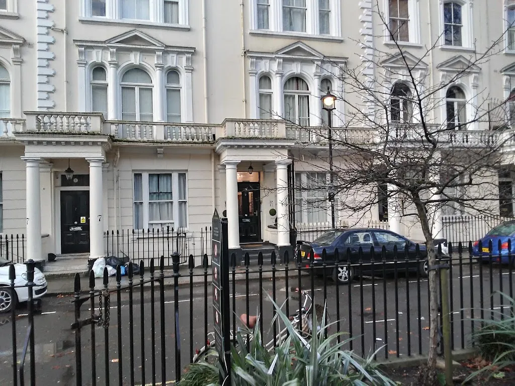 Paddington Apartments