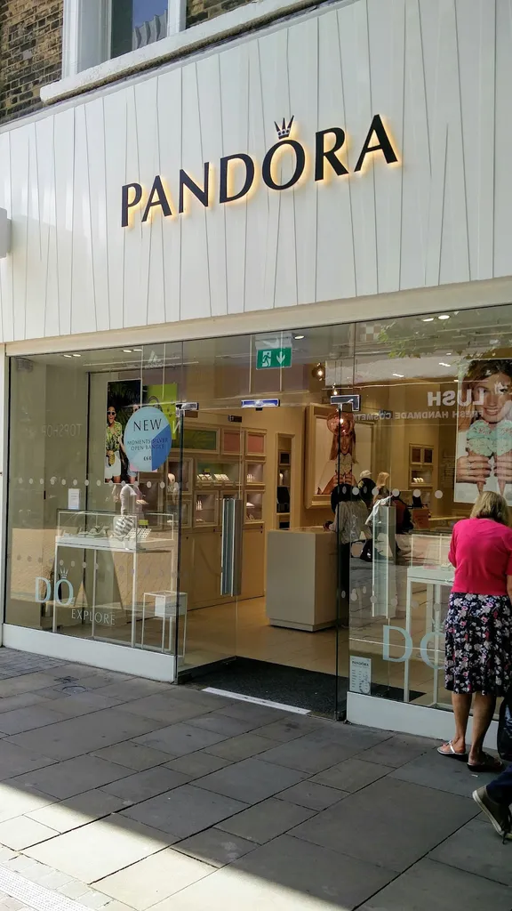 Pandora Croydon