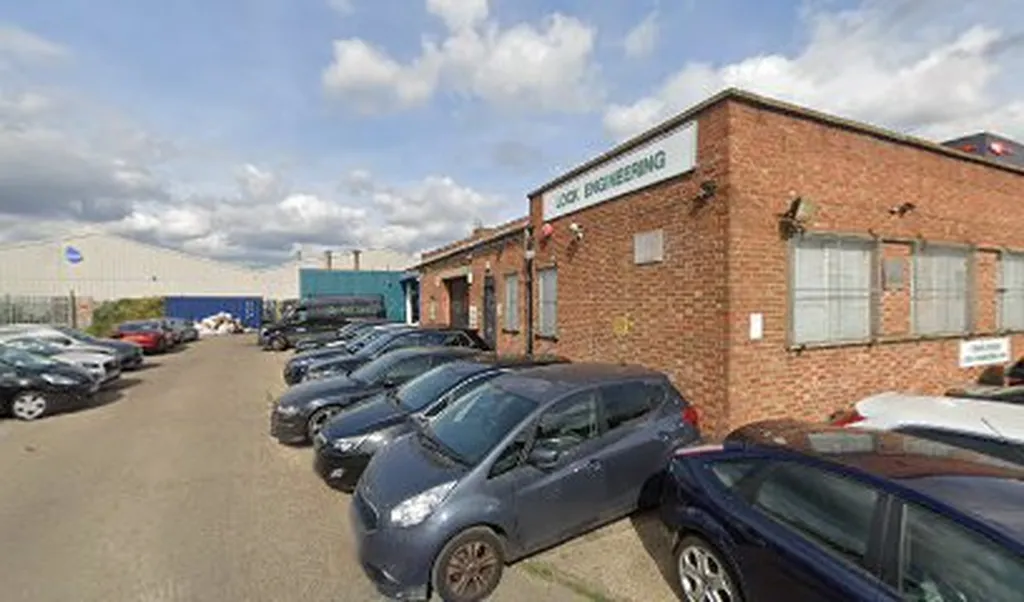 Pilgrim Launderers & Dry Cleaners