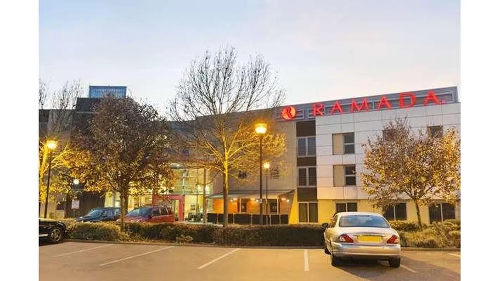Ramada London North M1