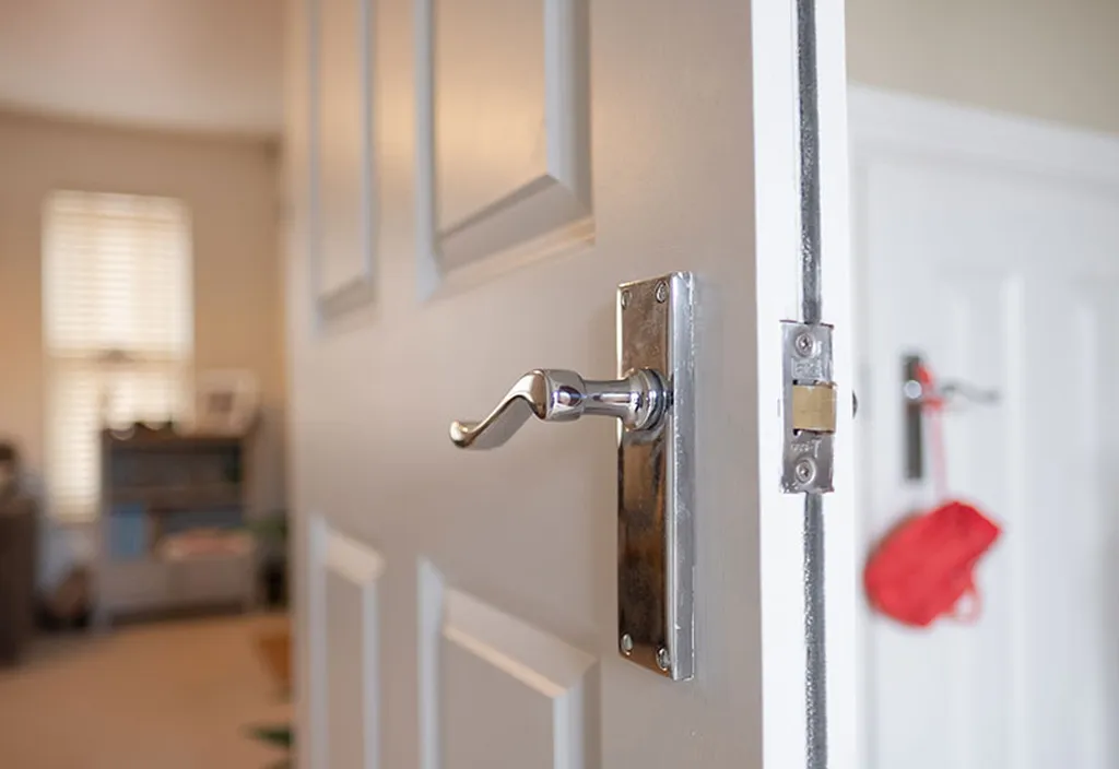 Red Local Locksmith
