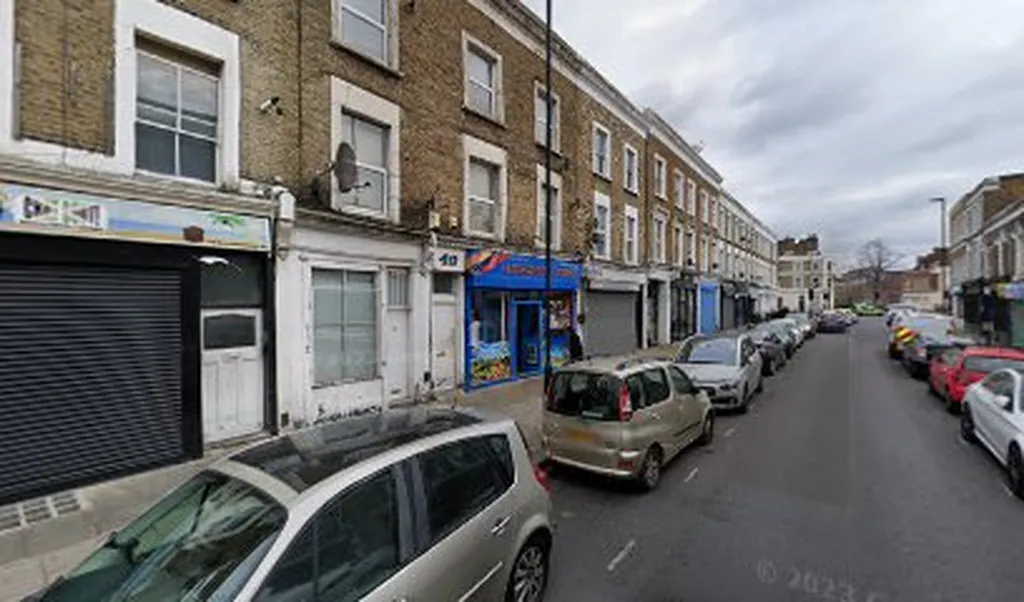 Ricki amigos Off Licence