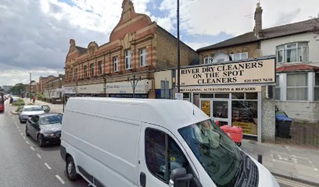 River Dry Cleaners