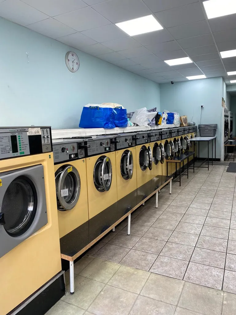 Royal Dry Cleaning & Launderette