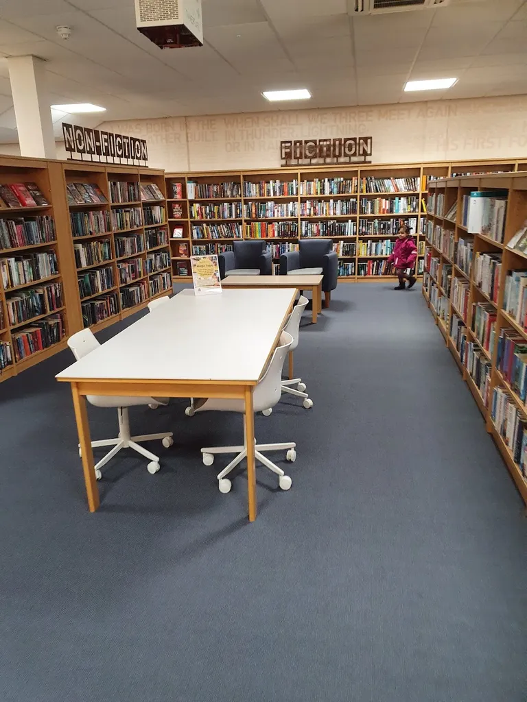 Ruislip Manor Library