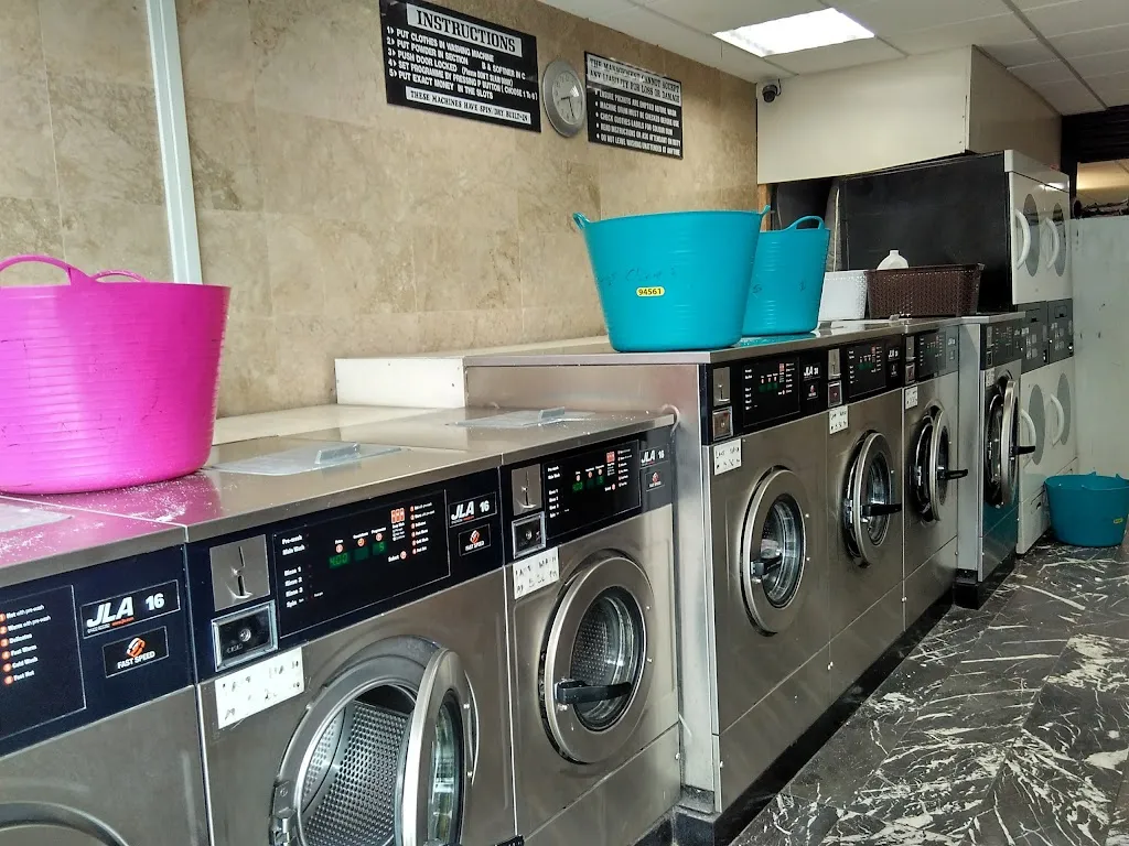 S.I.S.T Dry Cleaners & Launderette
