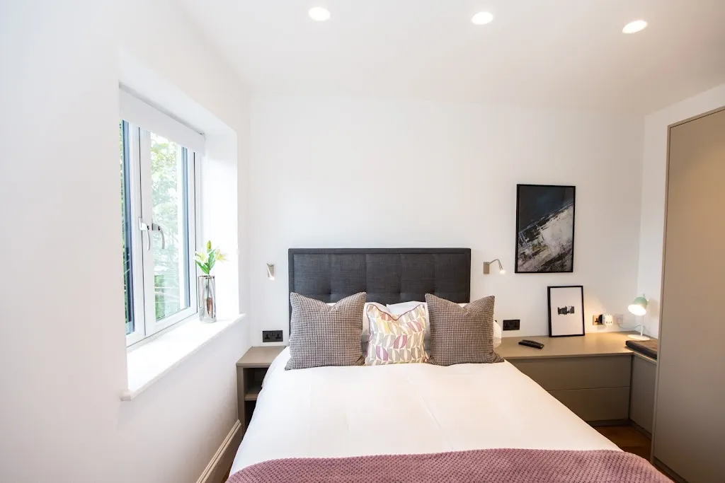 Short-let accomodation