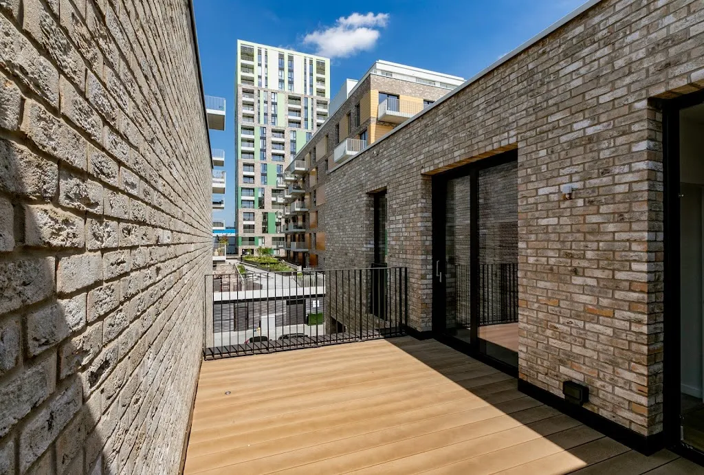 Skyvillion Apartments