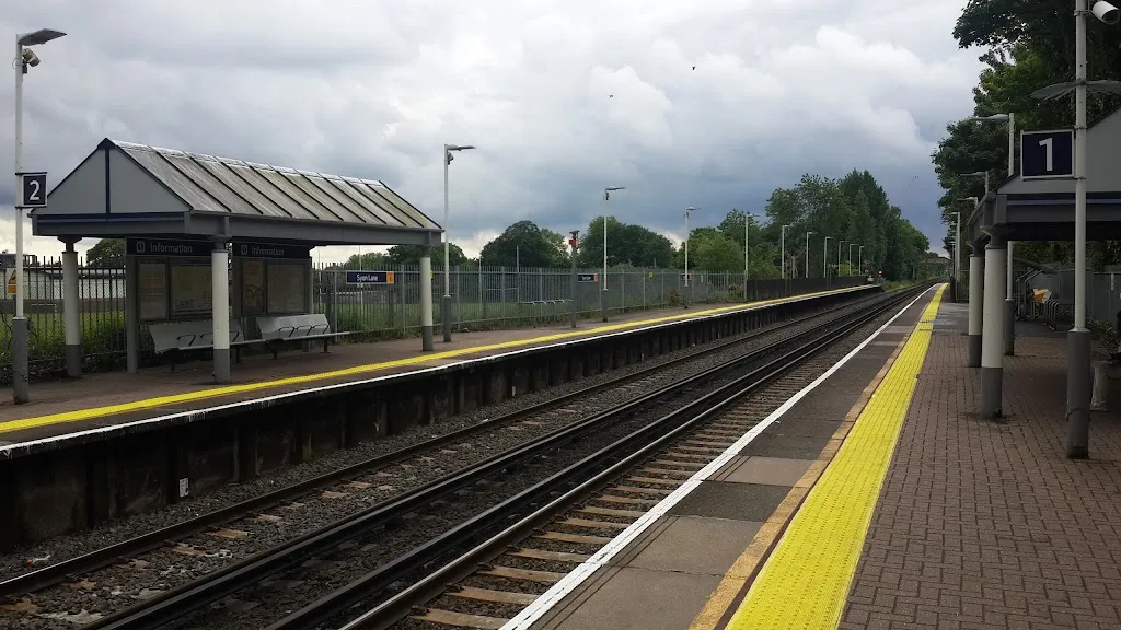 Syon Lane