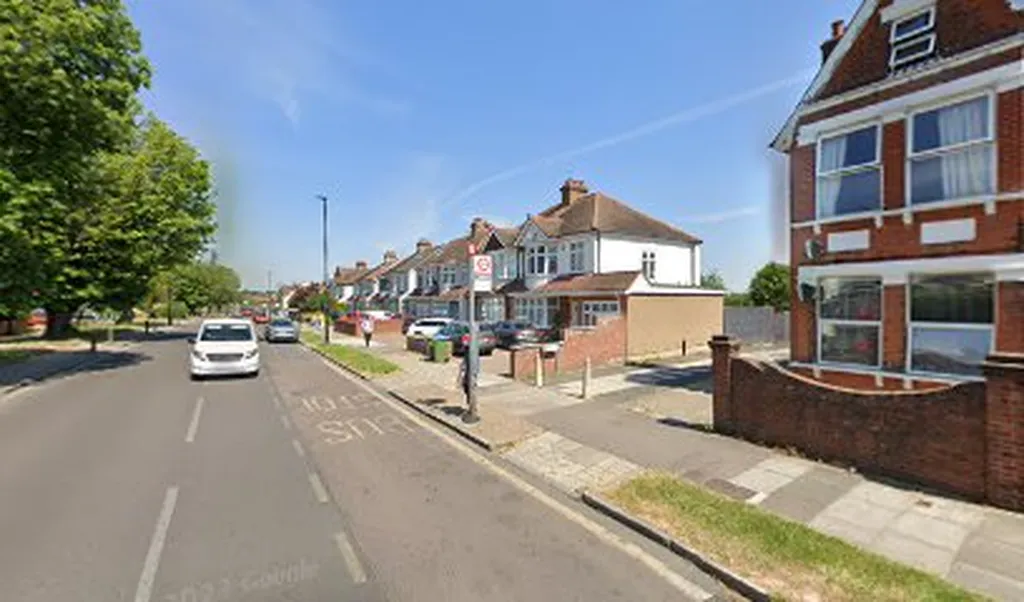 Thaxted Road (Stop Q)