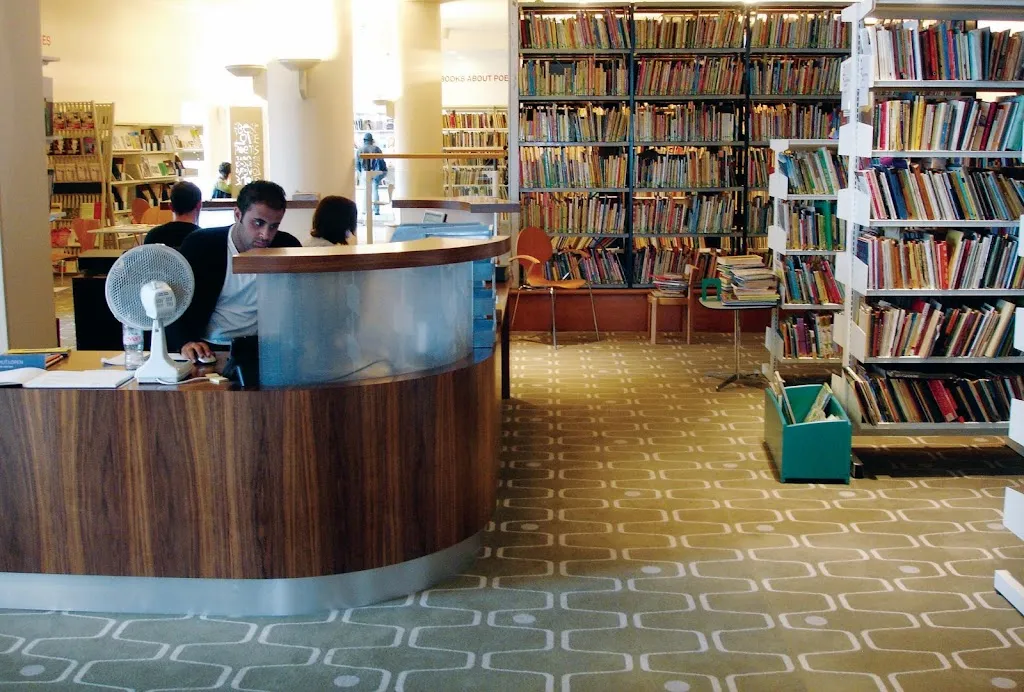 The National Poetry Library