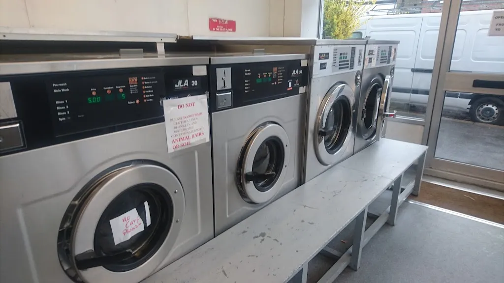 The Sign of the Good Laundrette