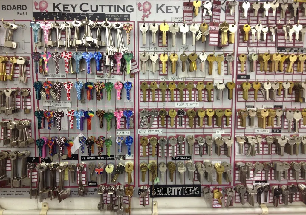 Tom’s Shoe Repairs, Key Cutting and Trophy Shop