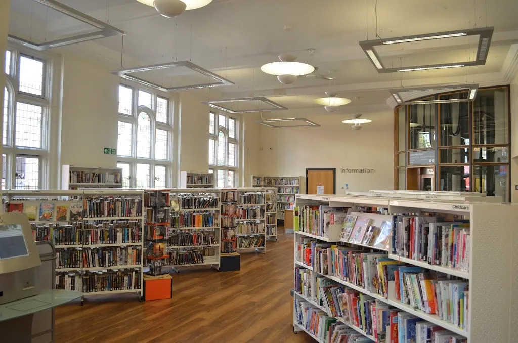 Tooting Library