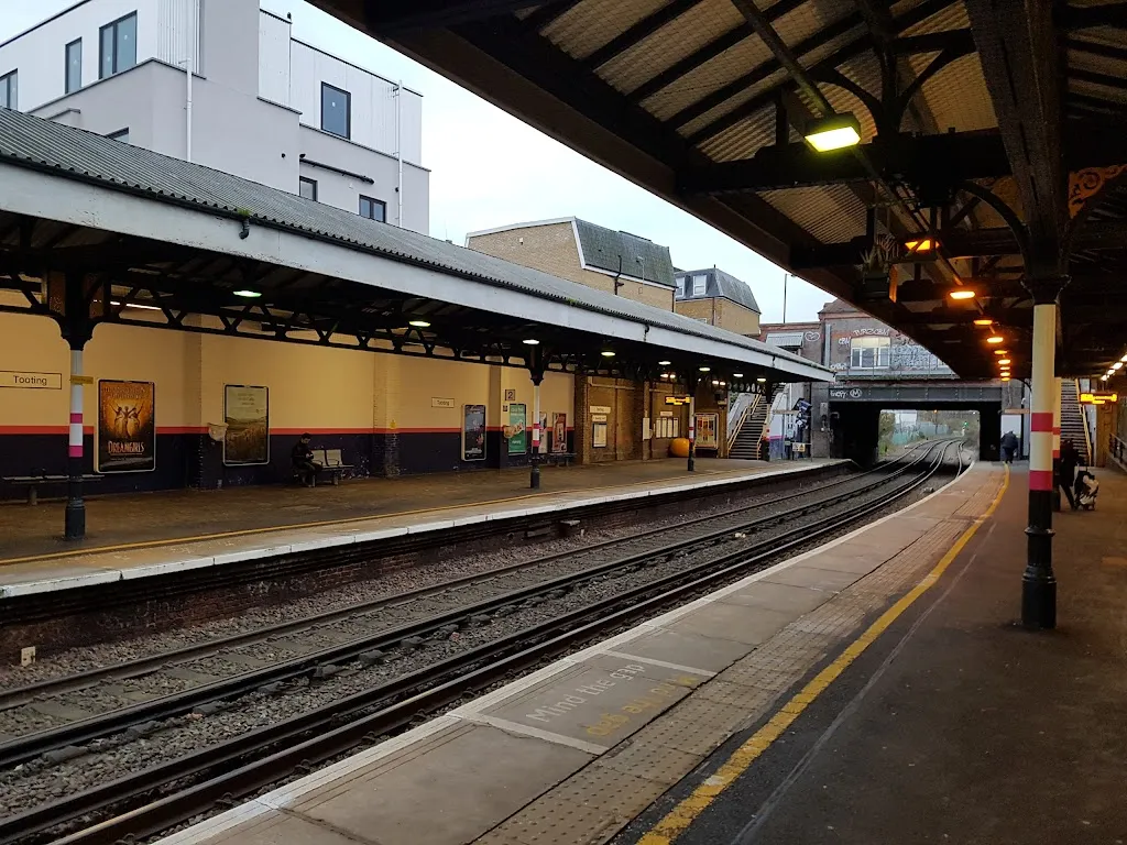 Tooting