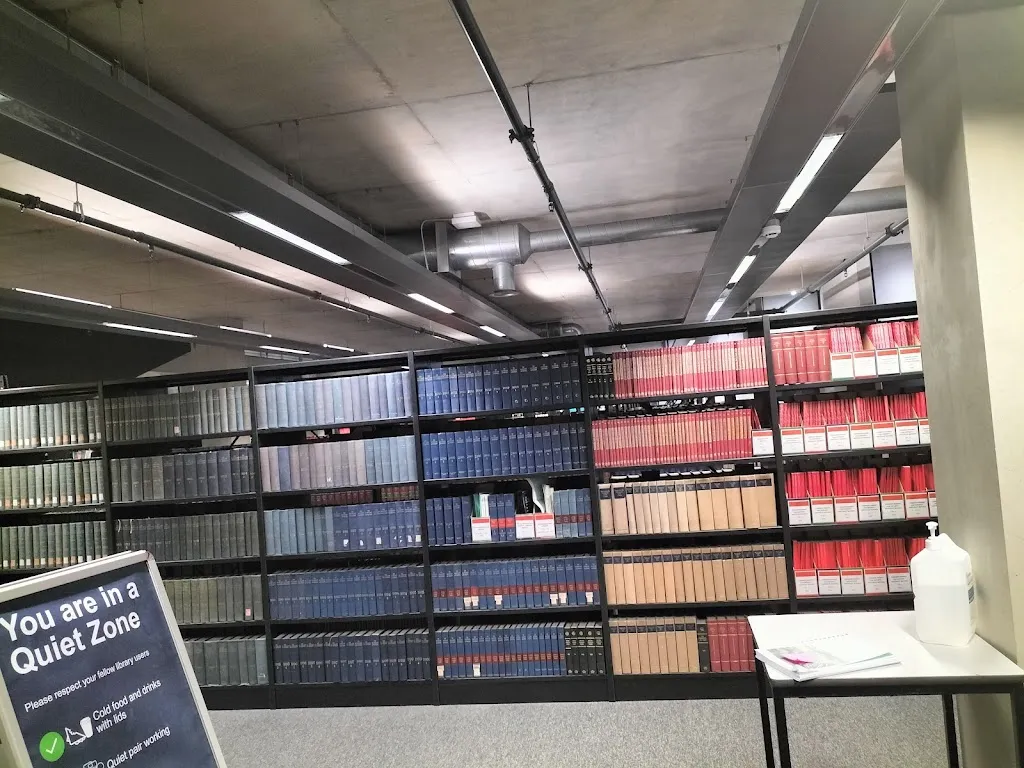 University of Greenwich, Stockwell Street Library