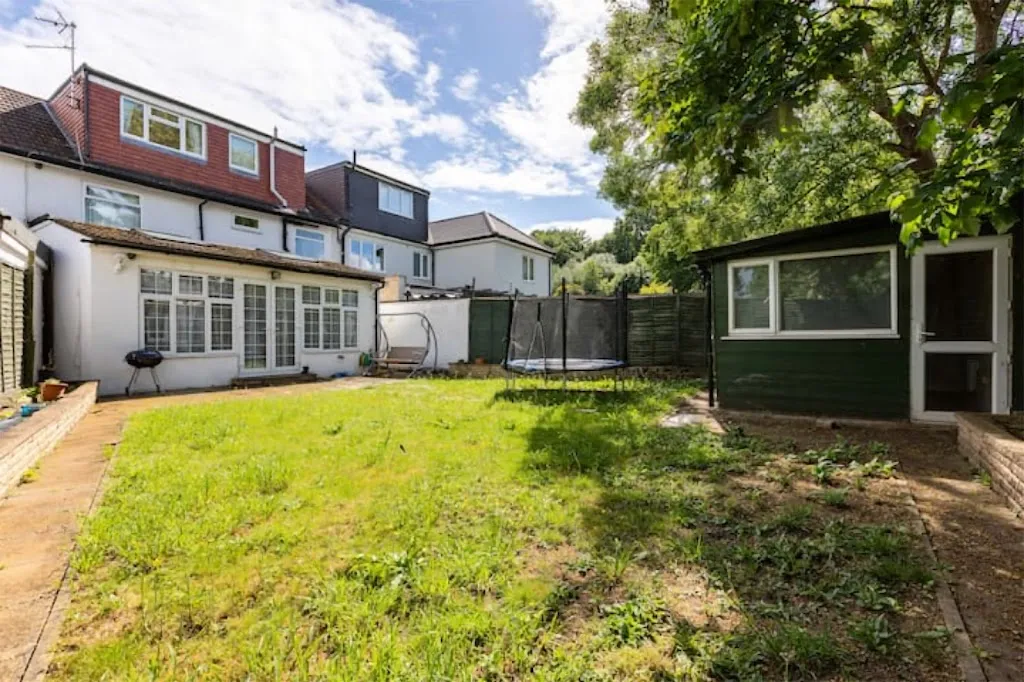 Vak Properties Ltd