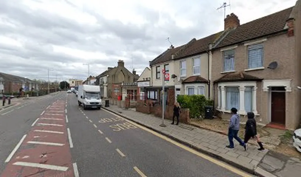 Vicarage Lane Ilford (Stop G)