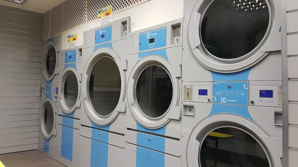 WASHX LAUNDERETTE