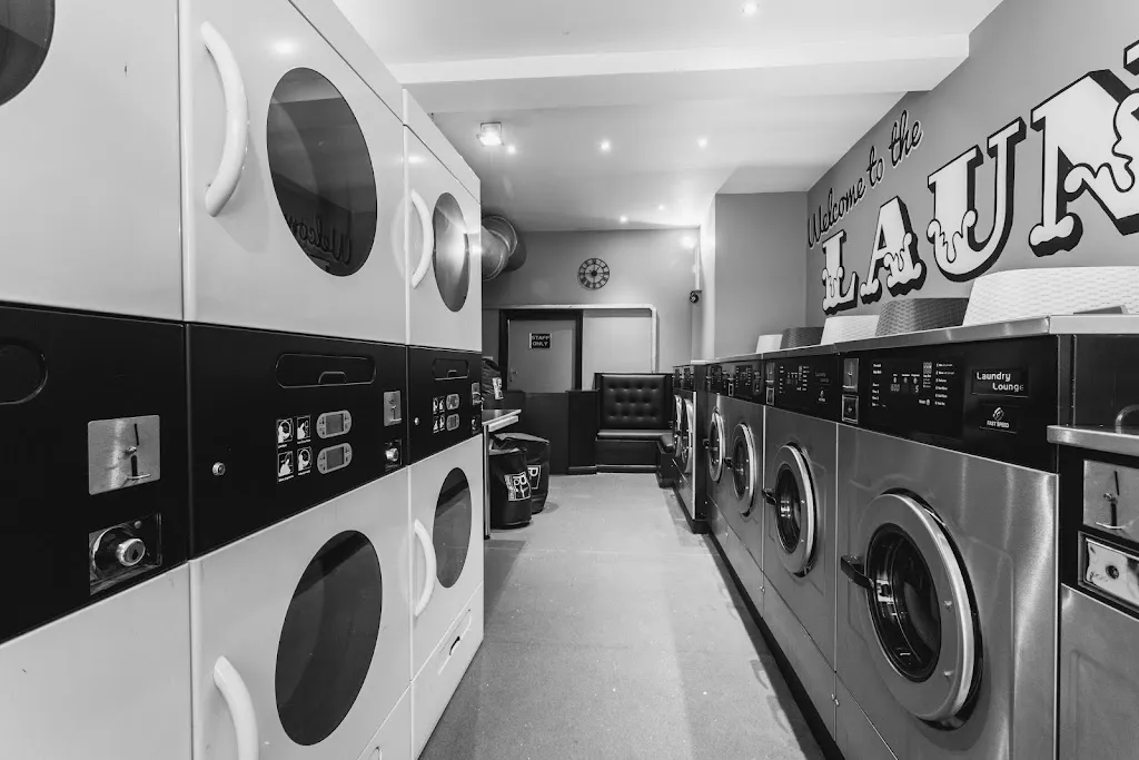 WhistlenFlute & Laundry Lounge