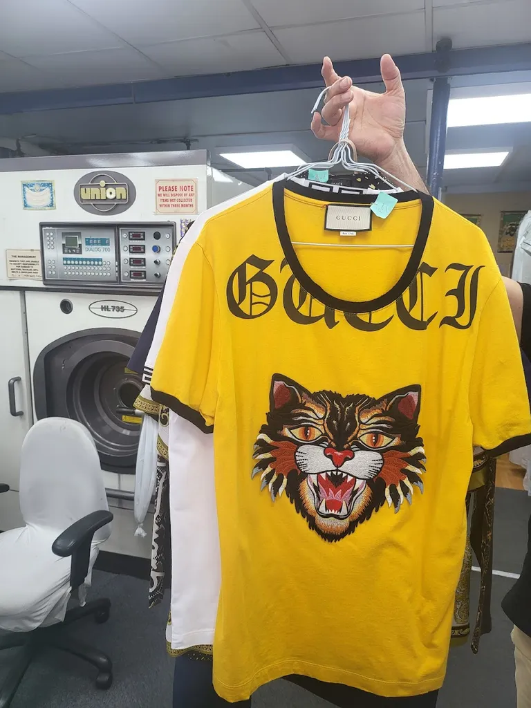 William Dry Cleaners