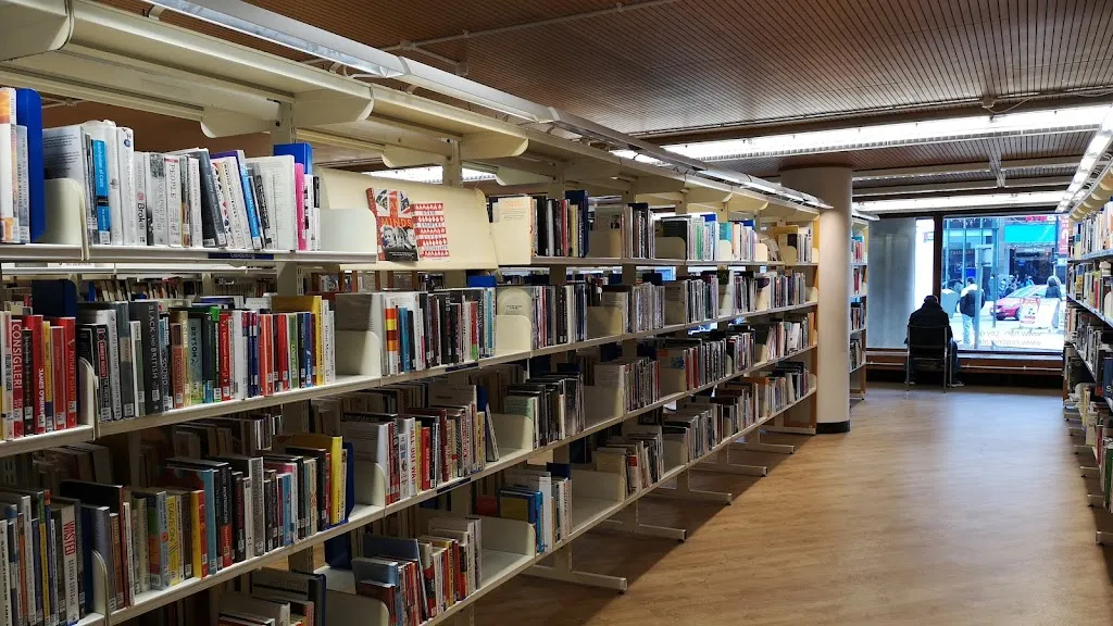 Wood Green Library