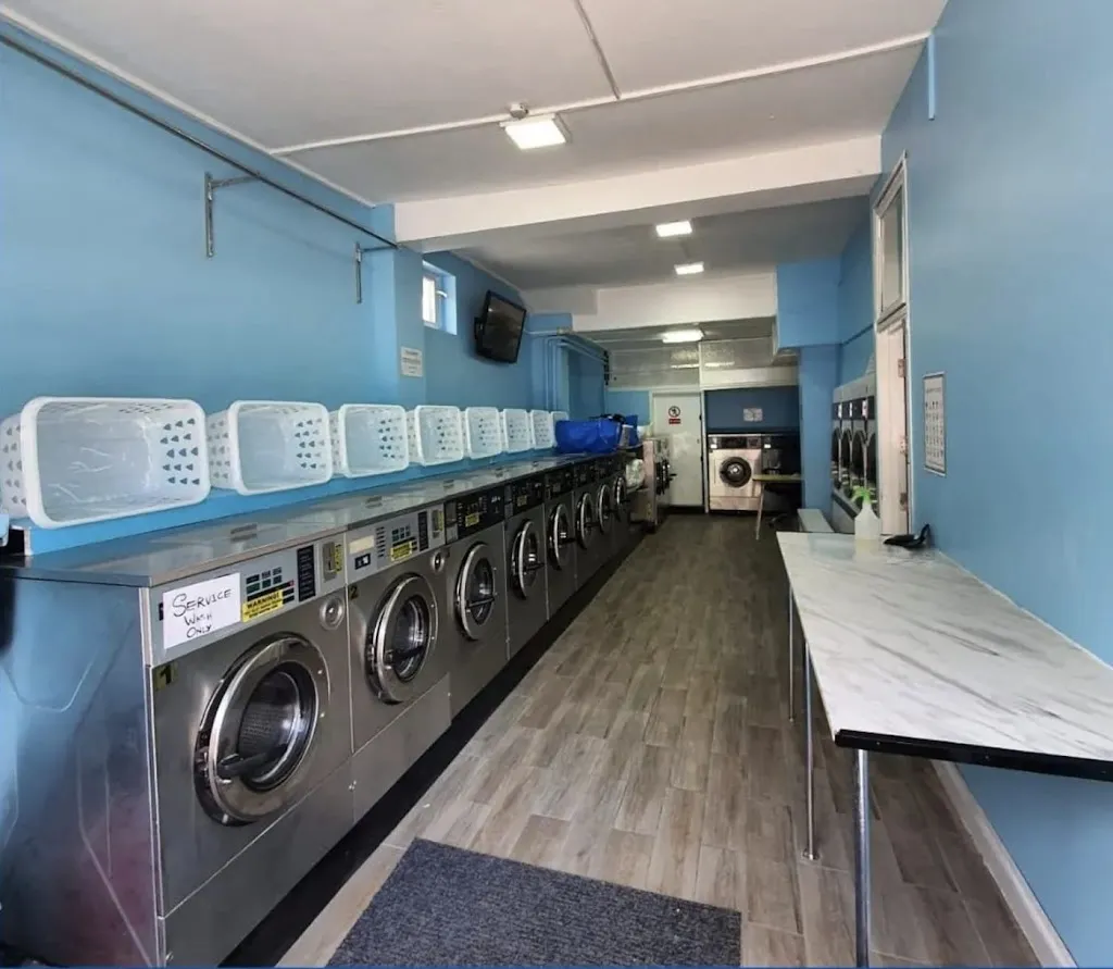 Wood Street Launderette and Dry Cleaning