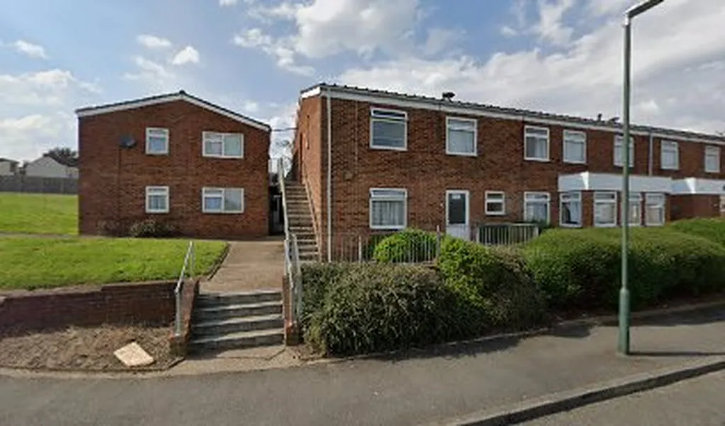 2 A Wadeville Close