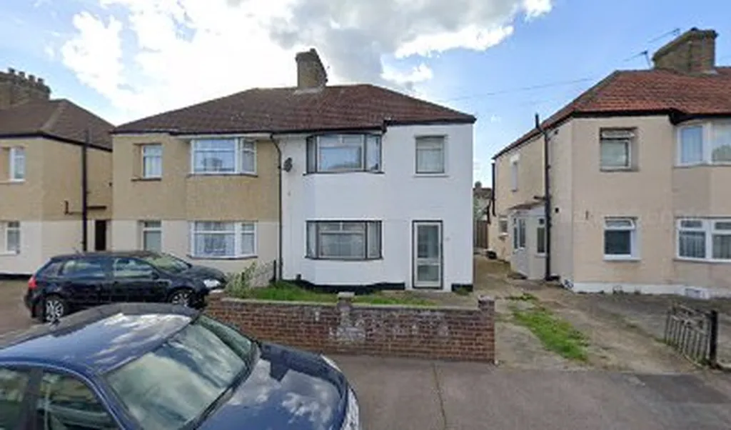 21 Avondale Road