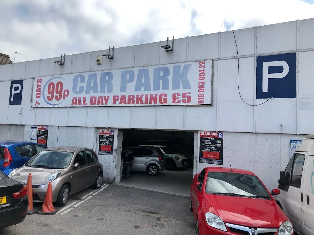 £5 Car Park