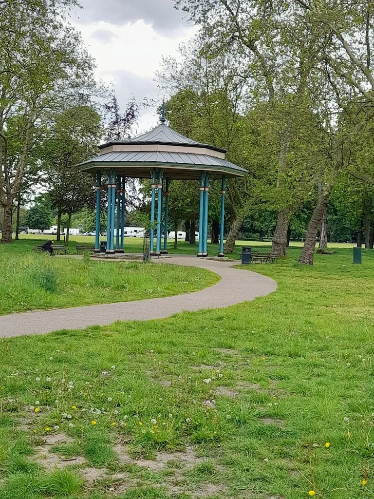 Band stand