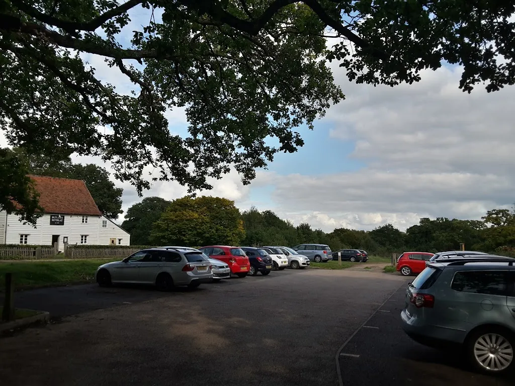 Barn Hoppitt Car Park