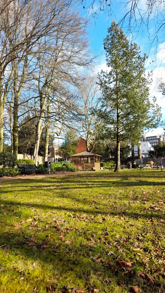 Bernays Gardens