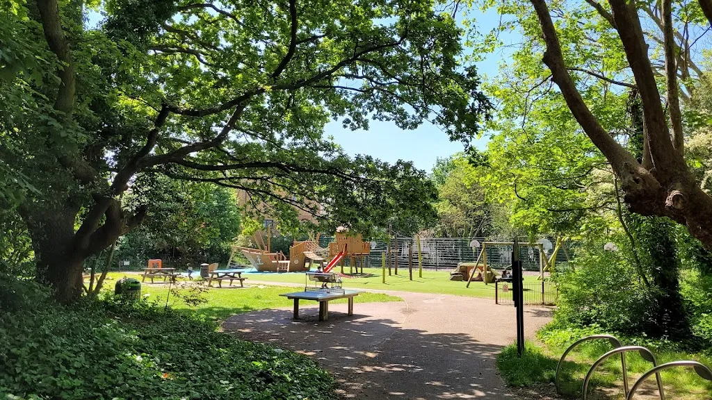 Bisterne Avenue Park Play Area