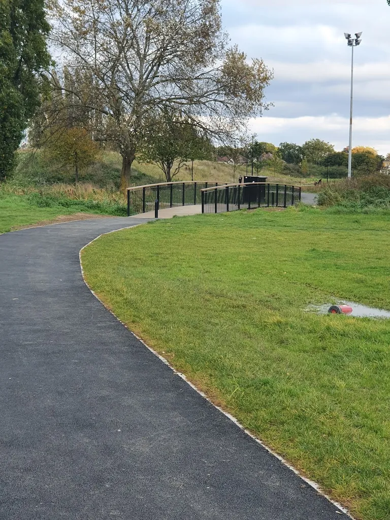 Blenheim Park (part of Feltham Arenas Parklands)