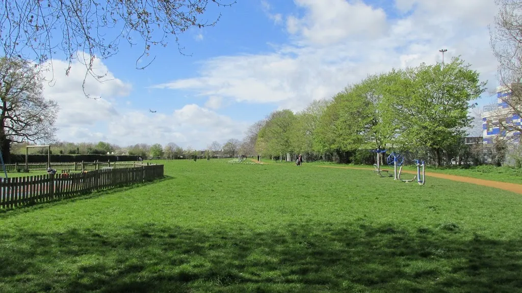 Blondin Park