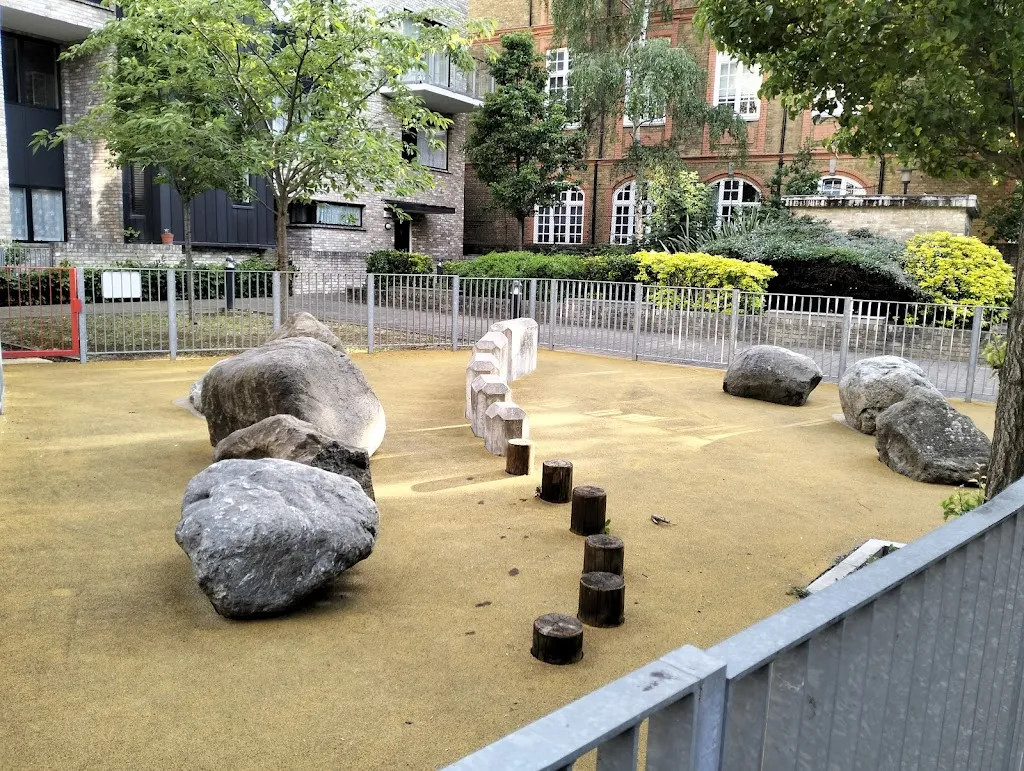 Boundary Lane Boulder Garden