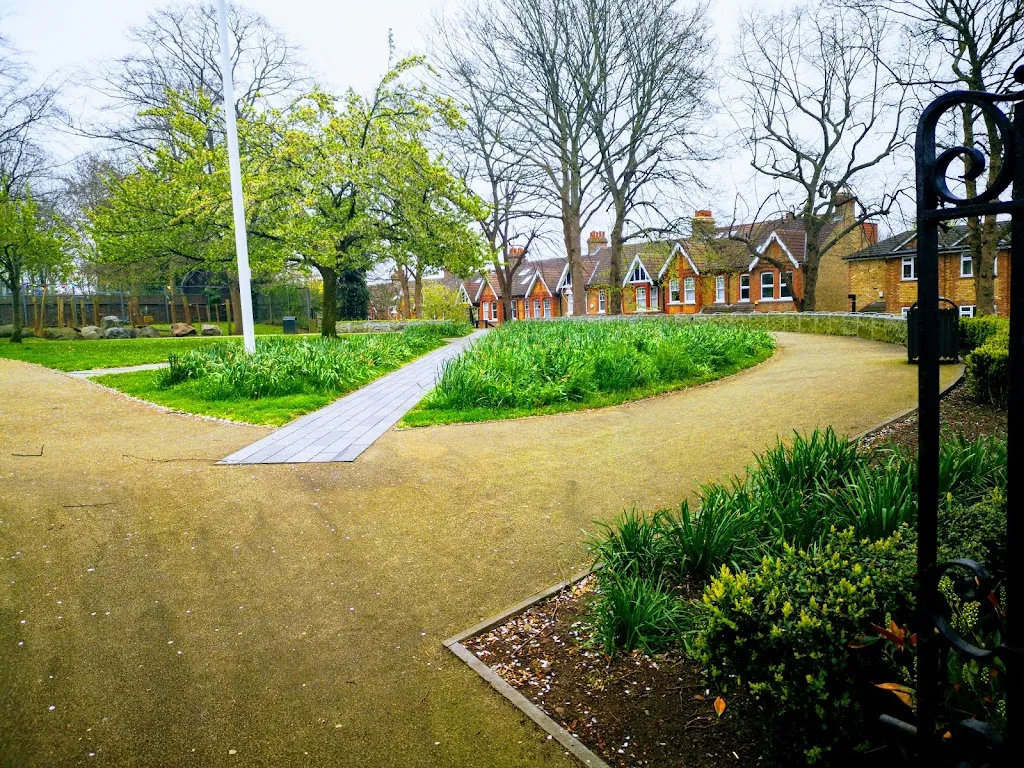 Bramley Gardens