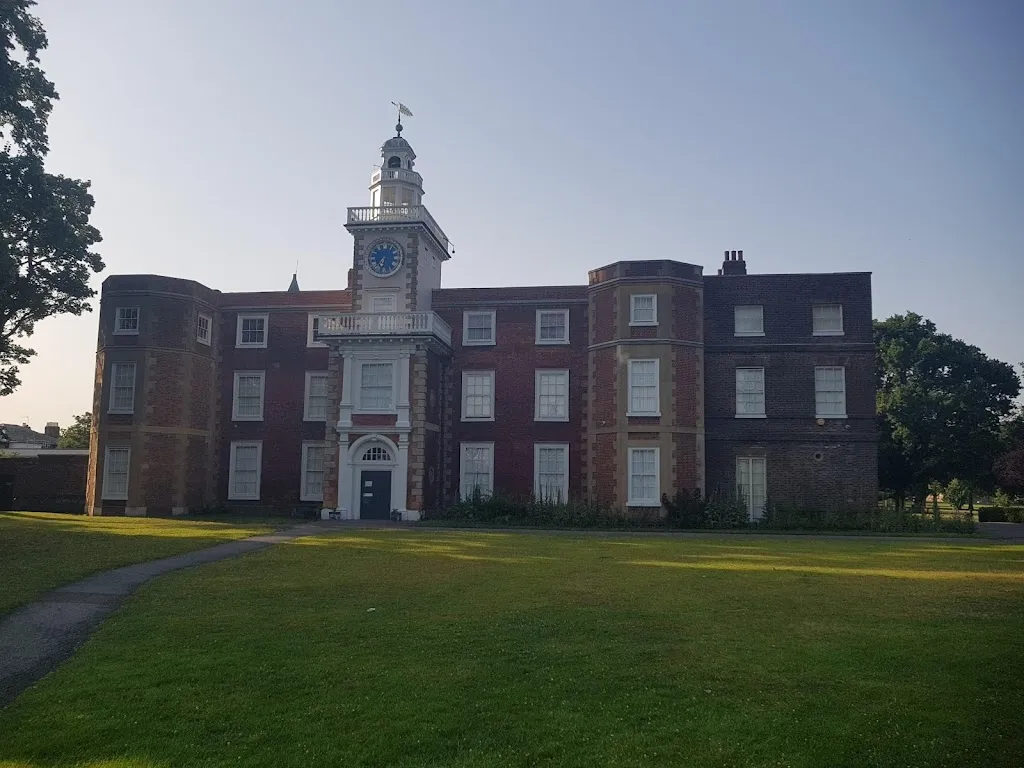 Bruce Castle Park & Museum (Stop M)