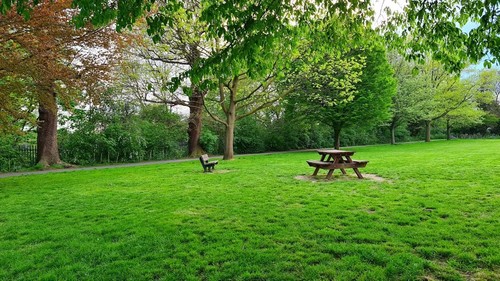 Bury Lodge Gardens