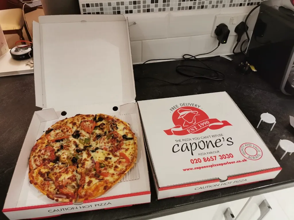 Capone's Pizza Parlour