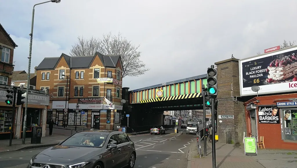 Car Park Norbury Station| APCOA