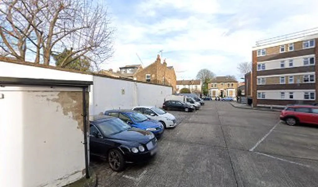 CAR PARK