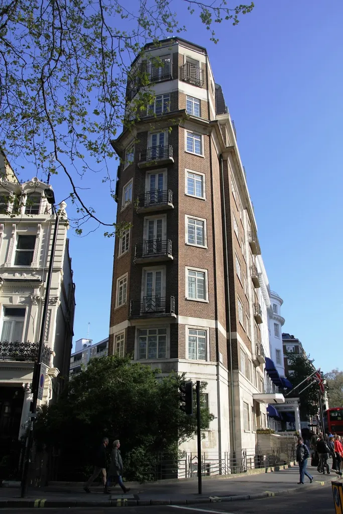 Carroll House Craven Terrace