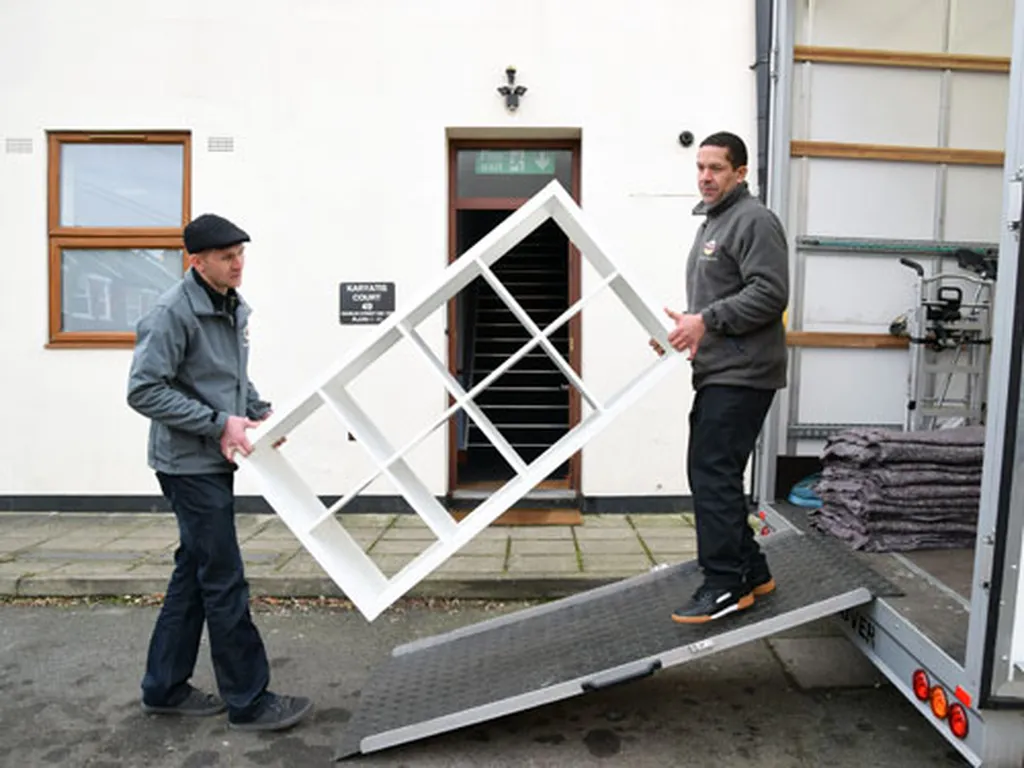CHELSEA REMOVALS