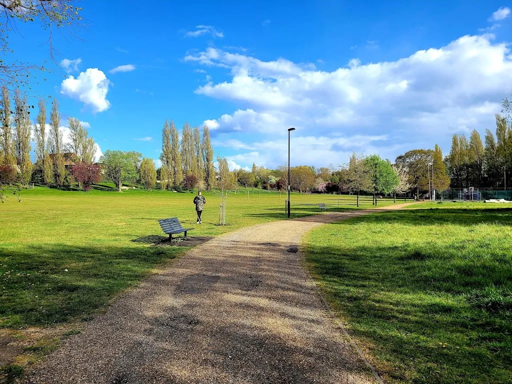 Chinbrook Meadows