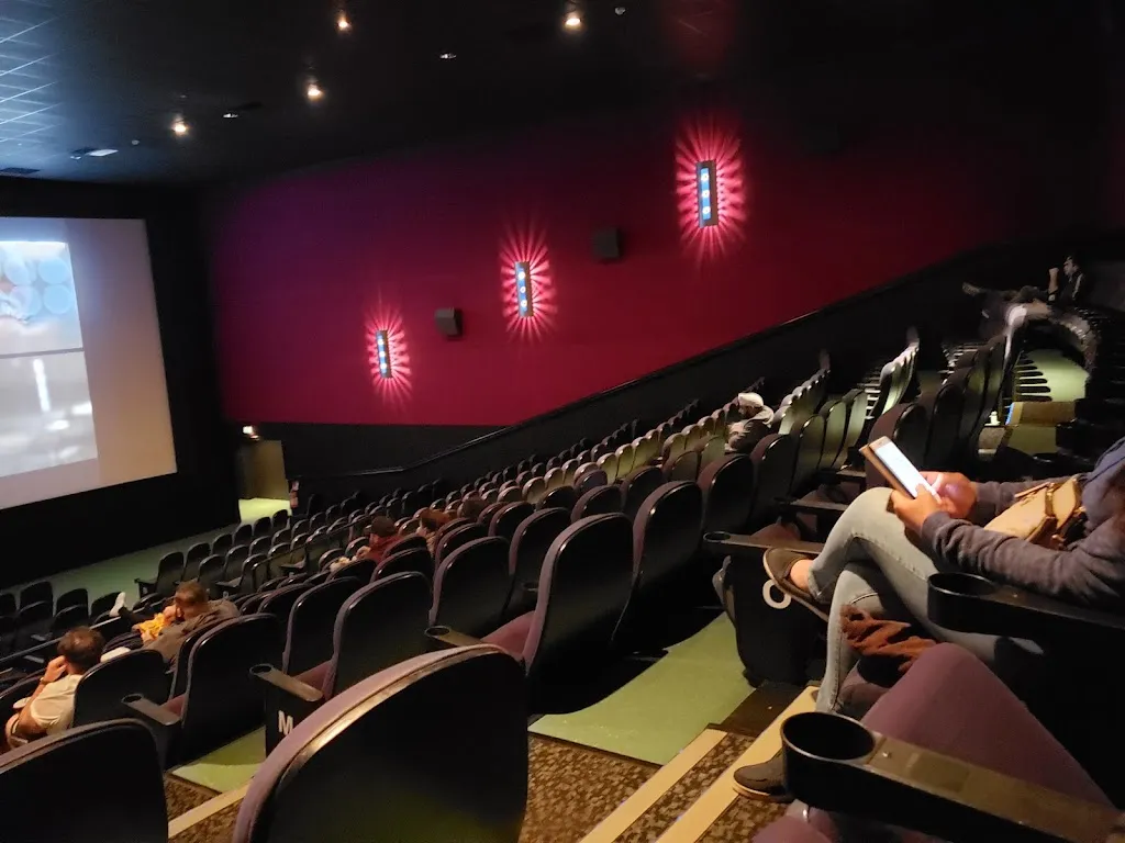 Cineworld Cinema Feltham