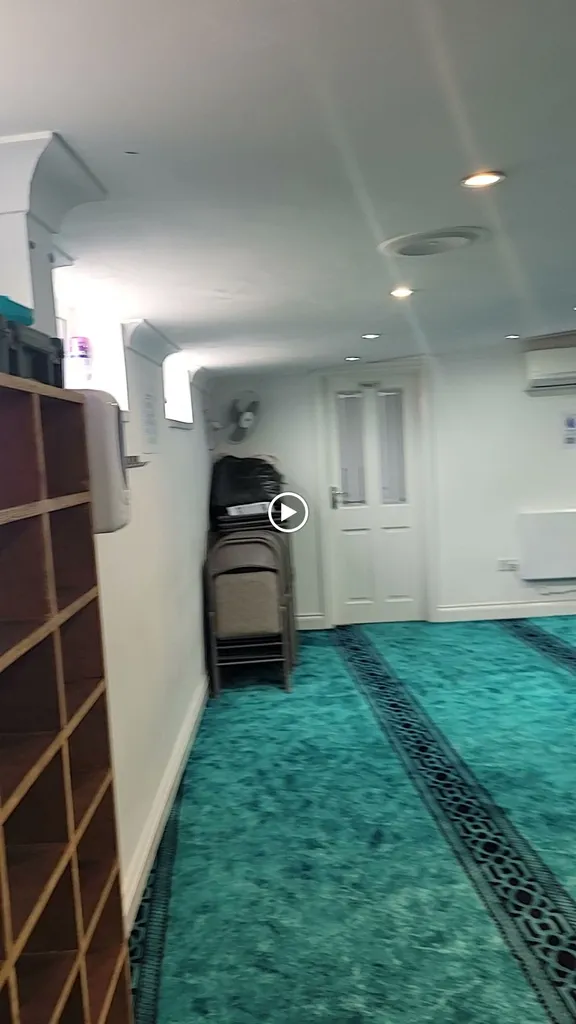 CLAYHALL COMMUNITY CENTRE MOSQUE